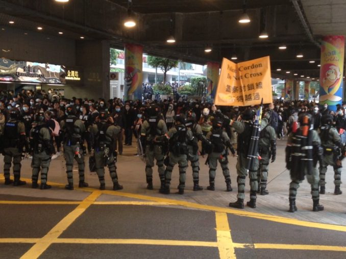 Hongkonger, Going Postal