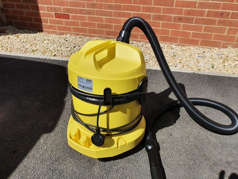 Review Kärcher WD2 Wet and Dry Vacuum Going Postal