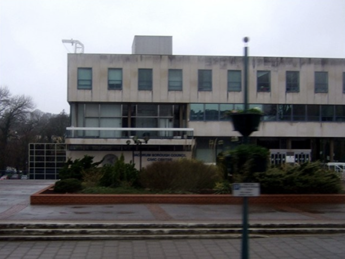 WorthingGooner, Going Postal