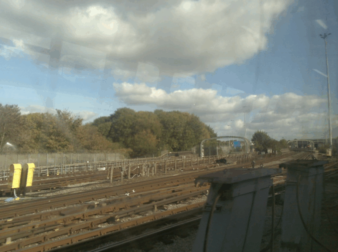 Worthing Gooner, Going Postal