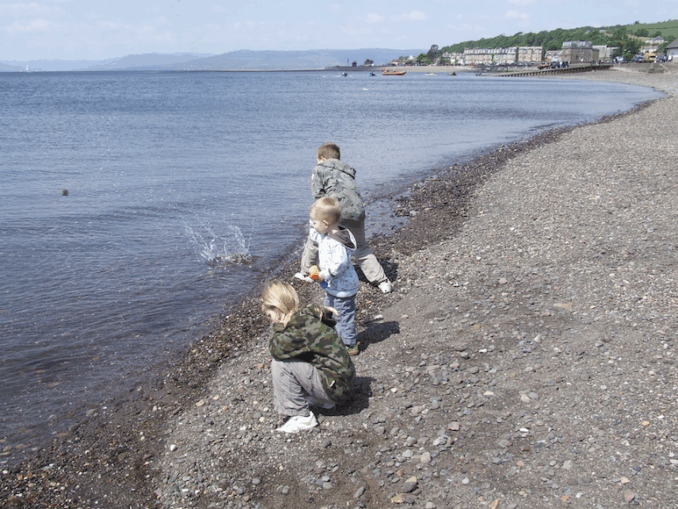 Worthing Gooner, Going Postal