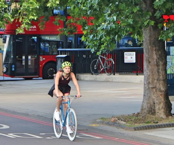 Worthing Gooner, Going Postal