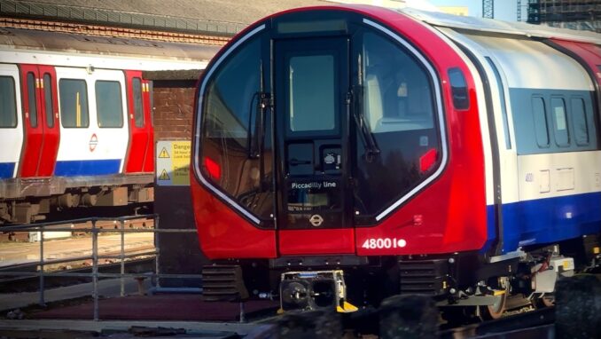 Worthing Gooner, Going Postal