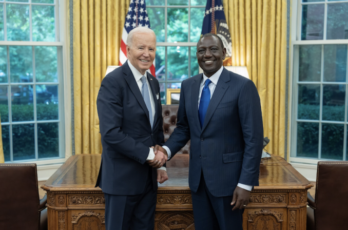 AW Kamau, Going Postal